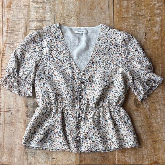 Madewell Tops - Madewell Floral Button-Down Silk Blouse XS
